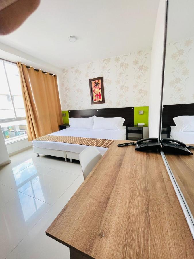Hotel Suite Center פריירה מראה חיצוני תמונה