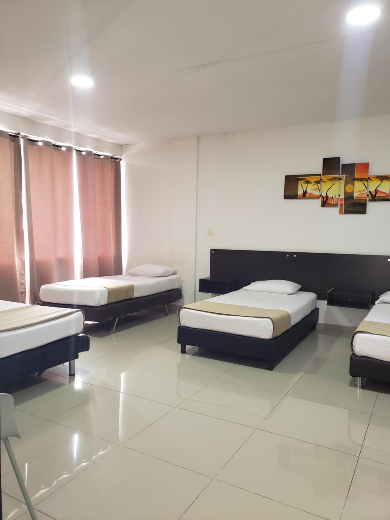 Hotel Suite Center פריירה מראה חיצוני תמונה