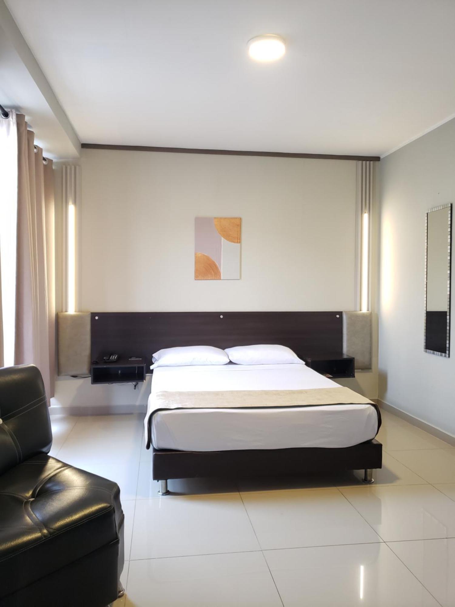 Hotel Suite Center פריירה מראה חיצוני תמונה